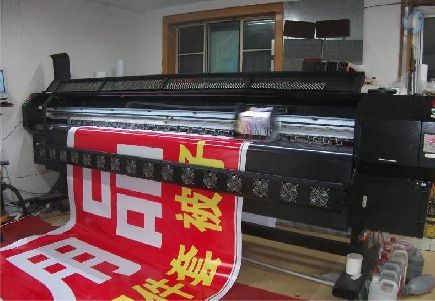 三江喷绘广告分辨率是多少？