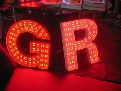 三江LED发光字有哪些优势？